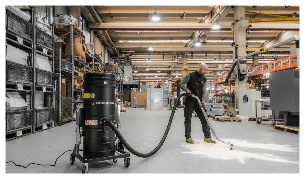 Industrial Vacuum Cleaner